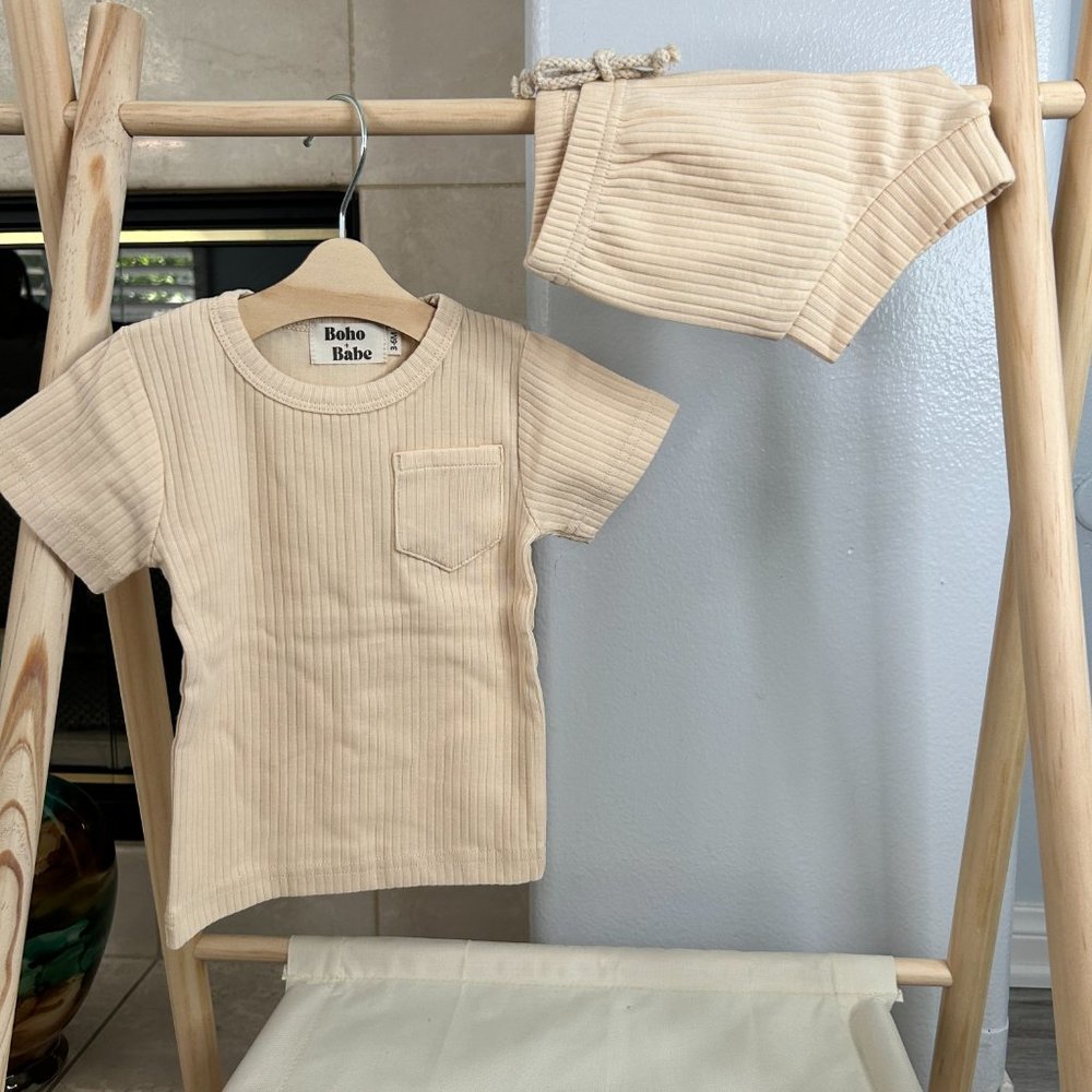 Neutral Ribbed Short Set - Picture 5 of 6